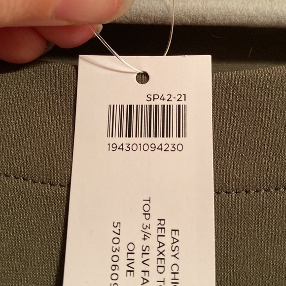 Chico NWT easy chic relaxed top - Picture 4 of 4